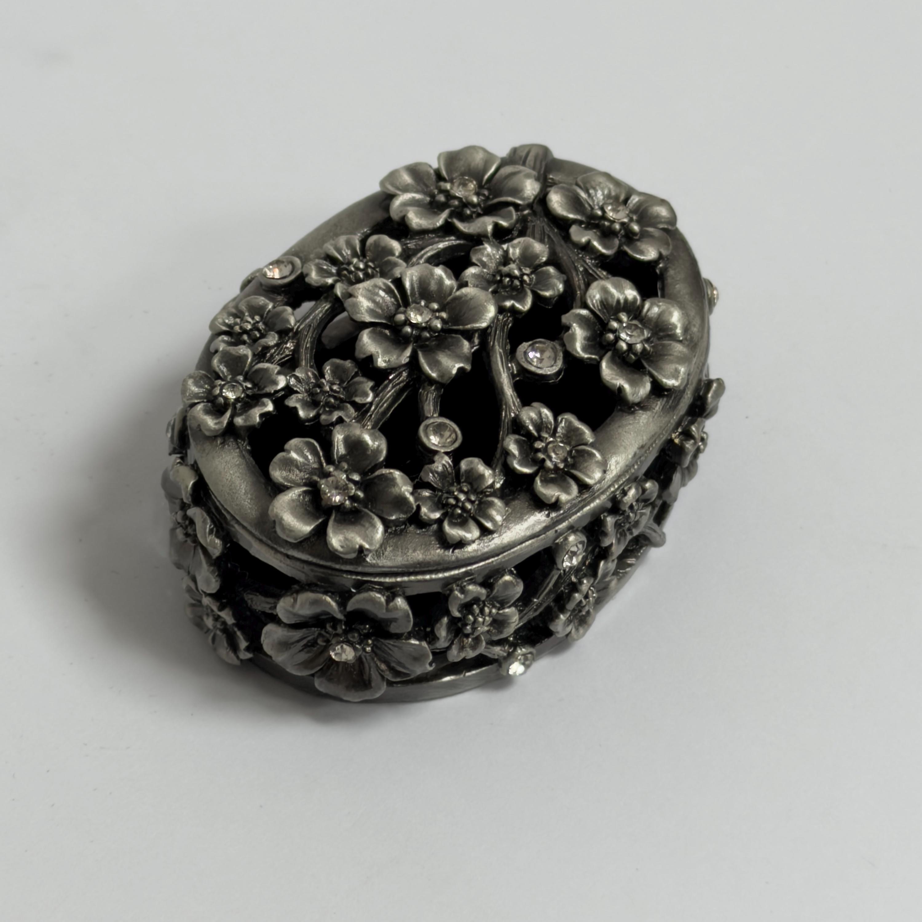 Ornate Floral Silver Tone Trinket Box, Vintage Style Keepsake Ring Holder