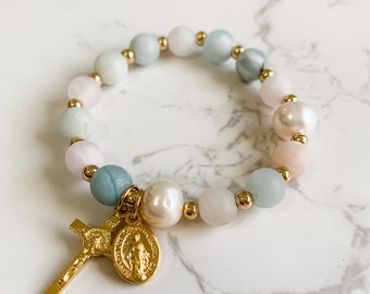 Catholic rosary stretch bracelet with gold tone crucifix and Miraculous medal, rose quartz, aquamarine, and pearls | Catholic gift