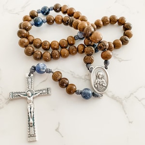 Immaculate Heart of Mary rosary with natural wood beads and sodalite gemstone and micro cord | Catholic rosary | Catholic gift | Cord rosary