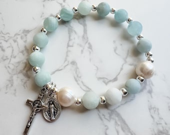 Catholic rosary bracelet with silver crucifix and Miraculous medal, blue aquamarine gemstones and pearls | Catholic gift | Catholic jewelry