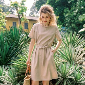 LINEN DRESS DAISY, Linen Dress with Belt, Short Linen Dress, Flare dress for woman, Boat-neckline Dress, Gift for Her, Hannah Canvas
