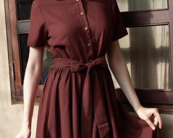 maroon shirt dress women Our shirt dresses collection Featuring a flattering tie-waist, collared neckline and soft flowy fabric ,perfect for the office, brunch dates or weekend events. Pair it with your favorite heels,sandals or sneakers for