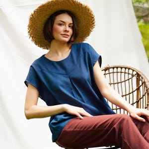 Elegant Linen Blouse ELARA with Curved Detailing, Short sleeve loose fit linen top, Breathable Linen Top, Linen Clothing for Women