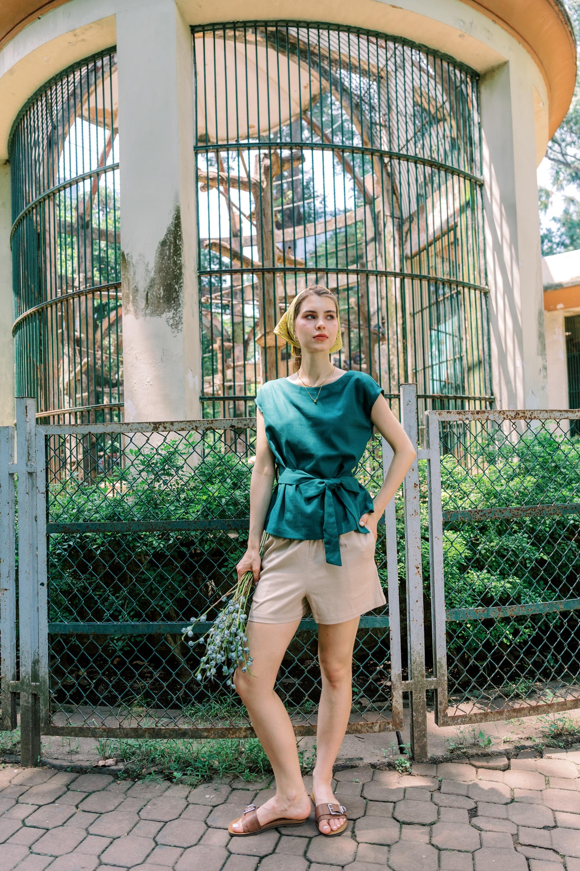 【THE MOZZ】[Premium] Linen Elin Shorts & Belt 7th july 2021 - Lydia Elise Millen