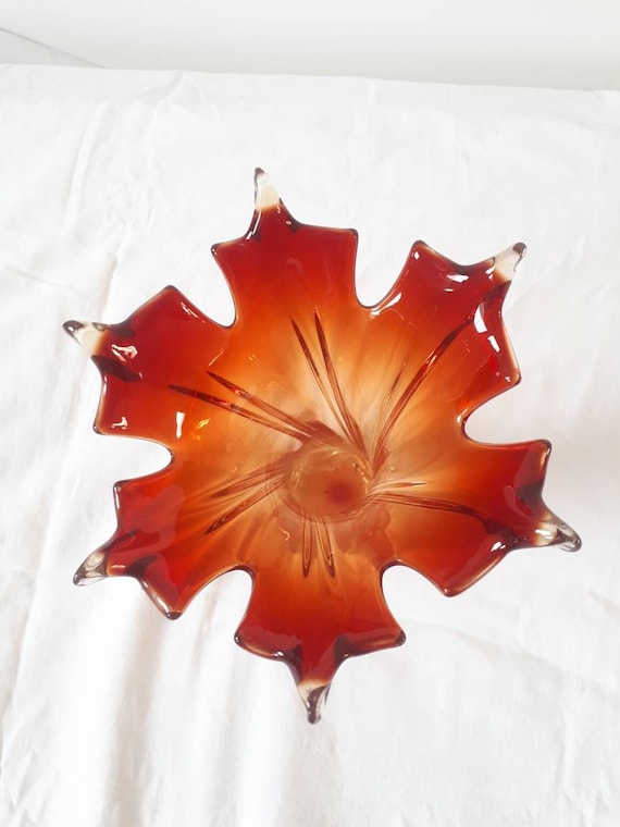 1970年代のヴィンテージ 赤いガラスの花瓶 - イタリア製 - Etsy 日本