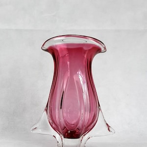 Chribska Kunst Glasvase von Jozef Hospodka: Boho Rosa Glas