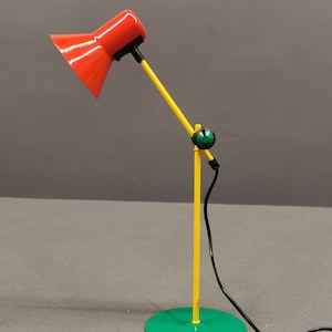Veneta Lumi, Vintage Tischlampe, Pop Art, Memphis Schreibtischlampe, Memphis Tischlampe, Made In Italy, Retro Lampe, Retro Beleuchtung