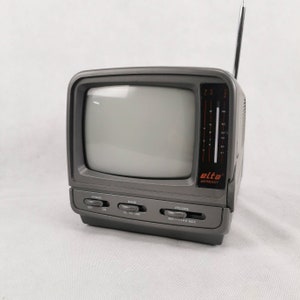 Televisore vintage portatile Elta in bianco e nero prodotto in Germania, TV portatile della metà del secolo, televisione retrò