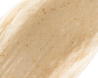 Gold Infused Raw Shea Unscented.    Deeply nourishing, velvety matte finish  6.5oz