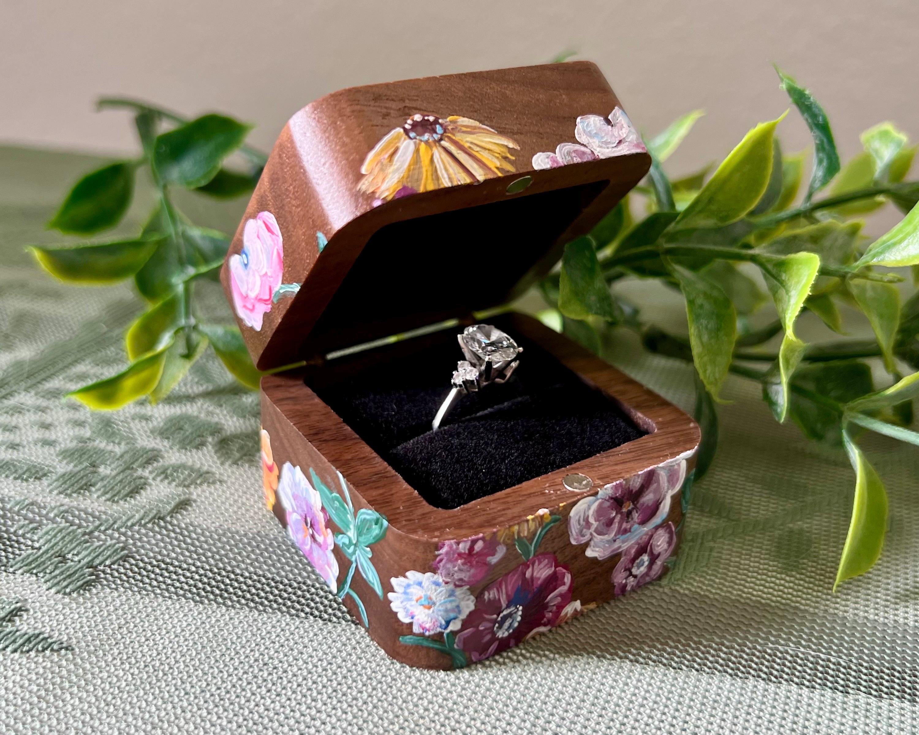 Eras Floral Ring Box / Engagement Proposal Holder - Etsy
