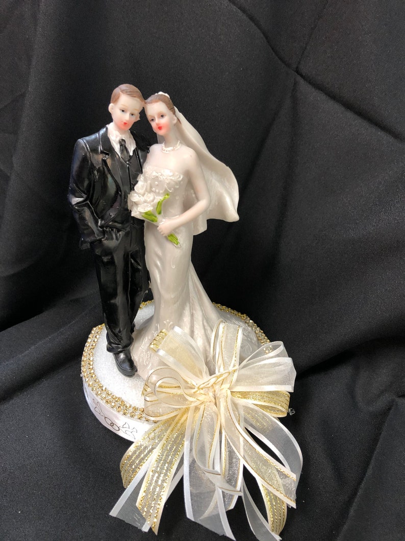 wedding cake topper