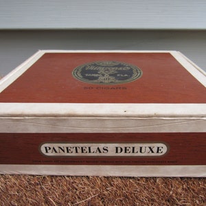 Villazon & Co De Luxe Cigar Box
