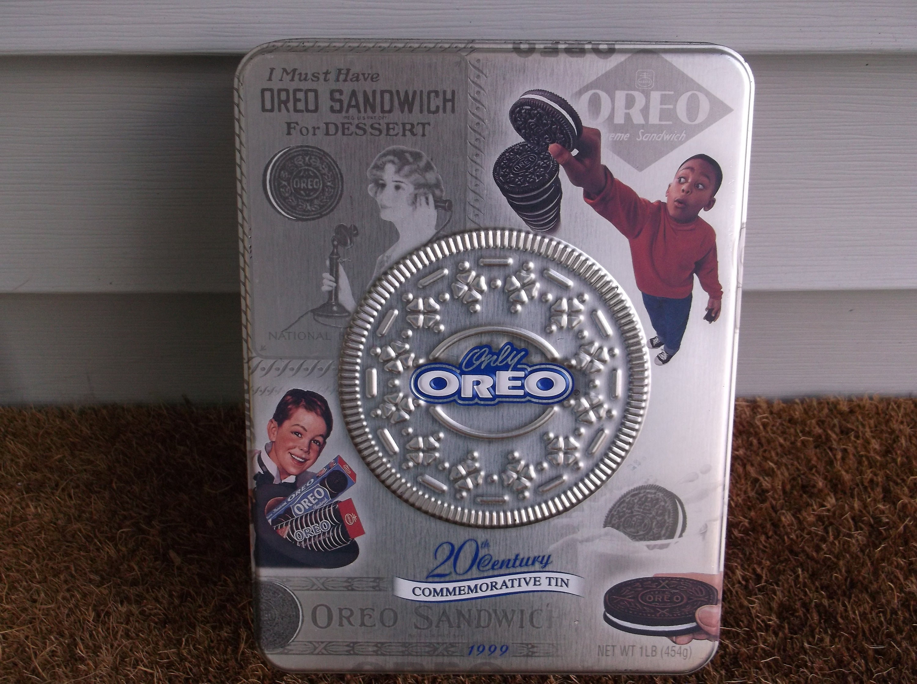 Oreo Tin for sale | Only 4 left at -75%