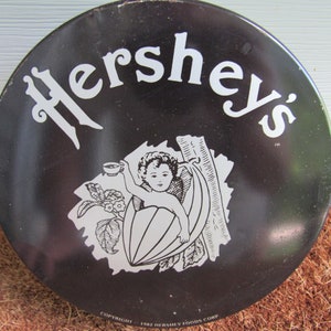 1982 Hershey&#39;s Candy Tin