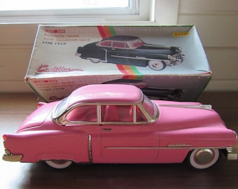 1950 Pink Cadillac Friction Car Luxe Car (MF 330)