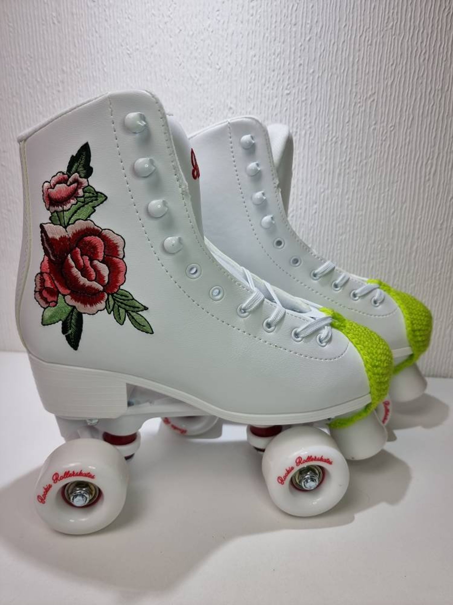 Crochet roller skate toe covers protective guards lime green Etsy