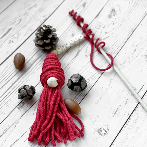 Personalized Christmas Cat Teaser Toy, Organic Tassel Wand, Handmade Vertical Garland, Hanging Kitten Toy, Pet Toys Gift, New Cat Gift