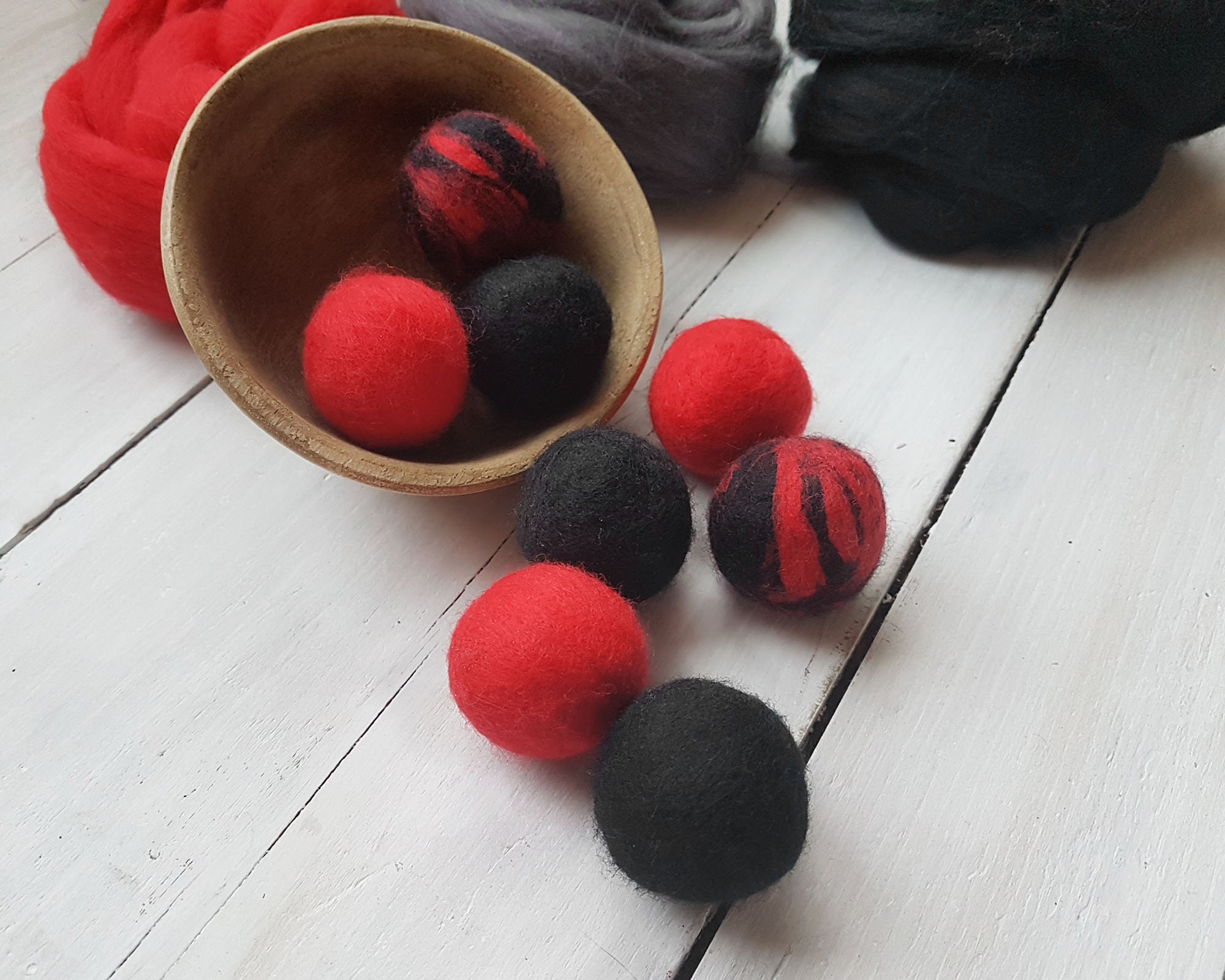 Felt Wool Ball Cat Toy Eco Friendly Cat Toy Emerald Green Etsy Israel