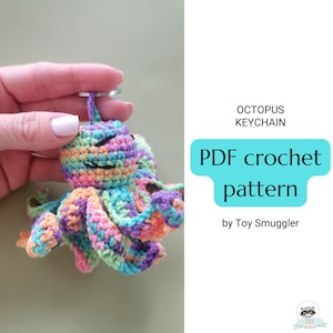 Bläckfisknyckelring - garnrester, PDF-virkmönster utan sömnad. Steg-för-steg amigurumi-mönster till en mjukisdjur. Digital nedladdning, skriftlig handledning.