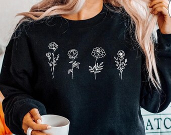 Custom Birth Month Birth Flowers Sweatshirt | Flower Shirt | Perfect Mother's Day Gift | Birth Month Flowers Shirt | Gift for Mom | Flowers