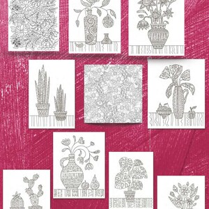 Könnte beinhalten: Ein Set mit neun Schwarzweiß-Malvorlagen mit verschiedenen floralen und pflanzlichen Designs in Töpfen. Die Designs sind filigran und detailliert, perfekt für Erwachsene oder Kinder, die gerne ausmalen.