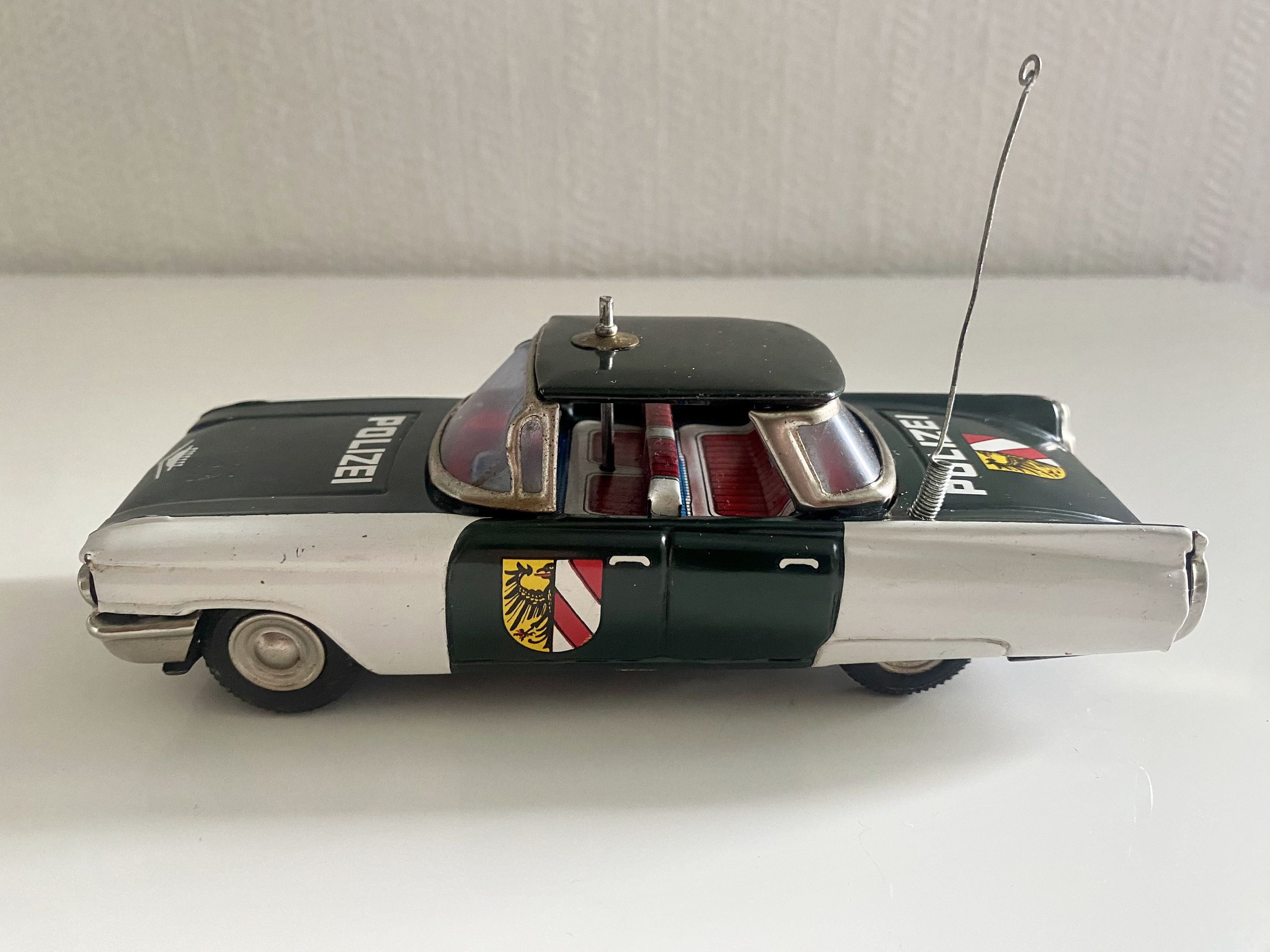 ヴィンテージ イチコ ブリキ製 ハイウェイパトロールカー：日本製