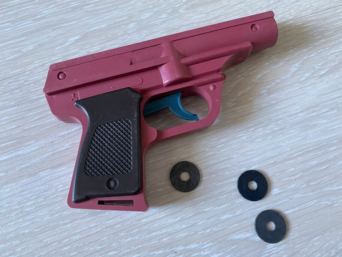 Toy Gun Shoots Mini Discs Vintage Toy Pistol Soviet Semi Etsy