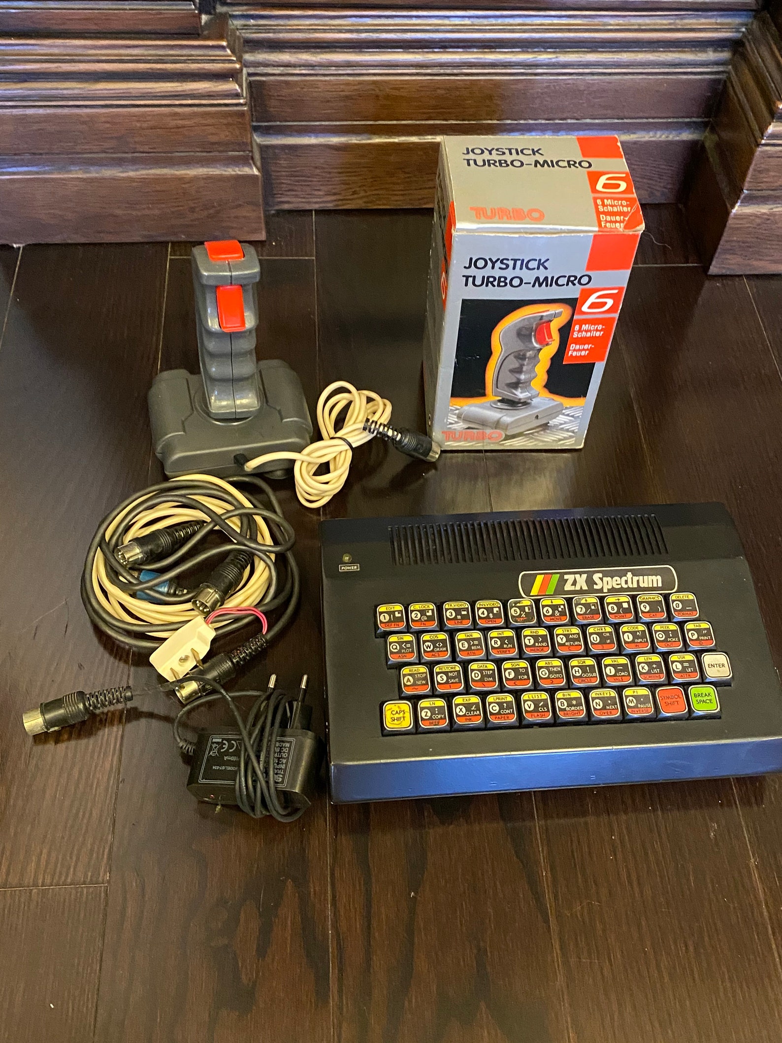 Retro Gaming Just Got Epic: Zx Spectrum And C64 In One Console! - axc74po