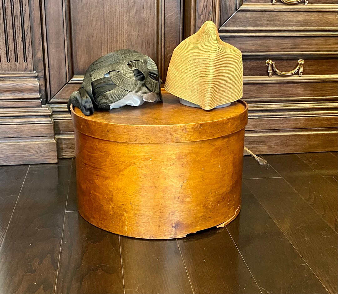 Vintage Wooden Hatbox With Two Vintage Hats Ancient Wooden Box Antique