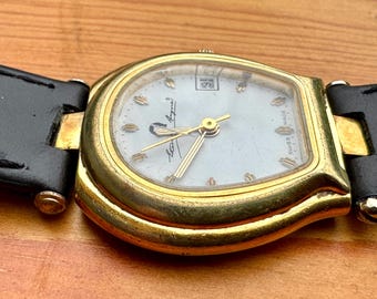 Vintage Etienne Aigner Gold-plated Quartz Watch: Horseshoe