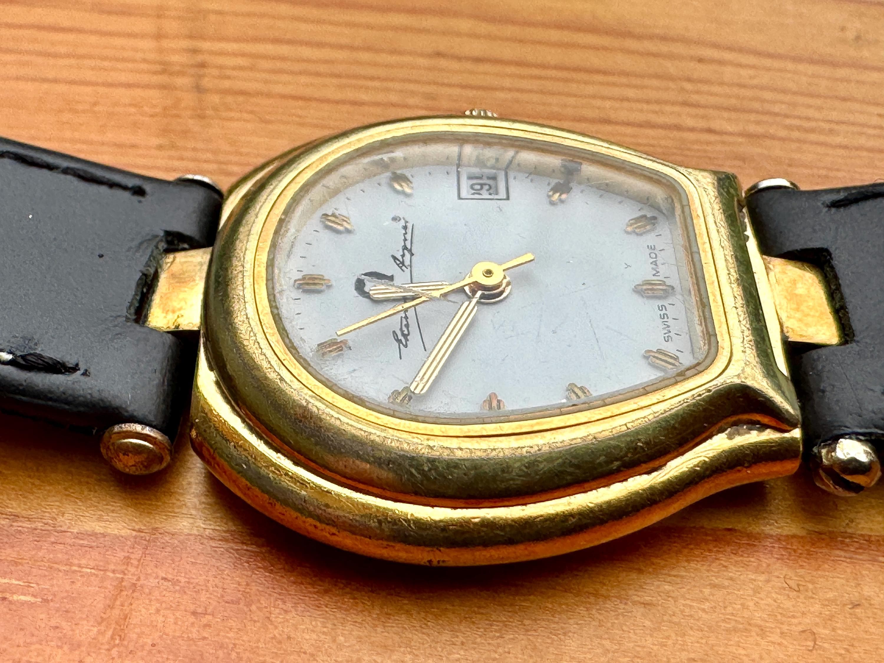 Vintage Etienne Aigner Gold-plated Quartz Watch: Horseshoe