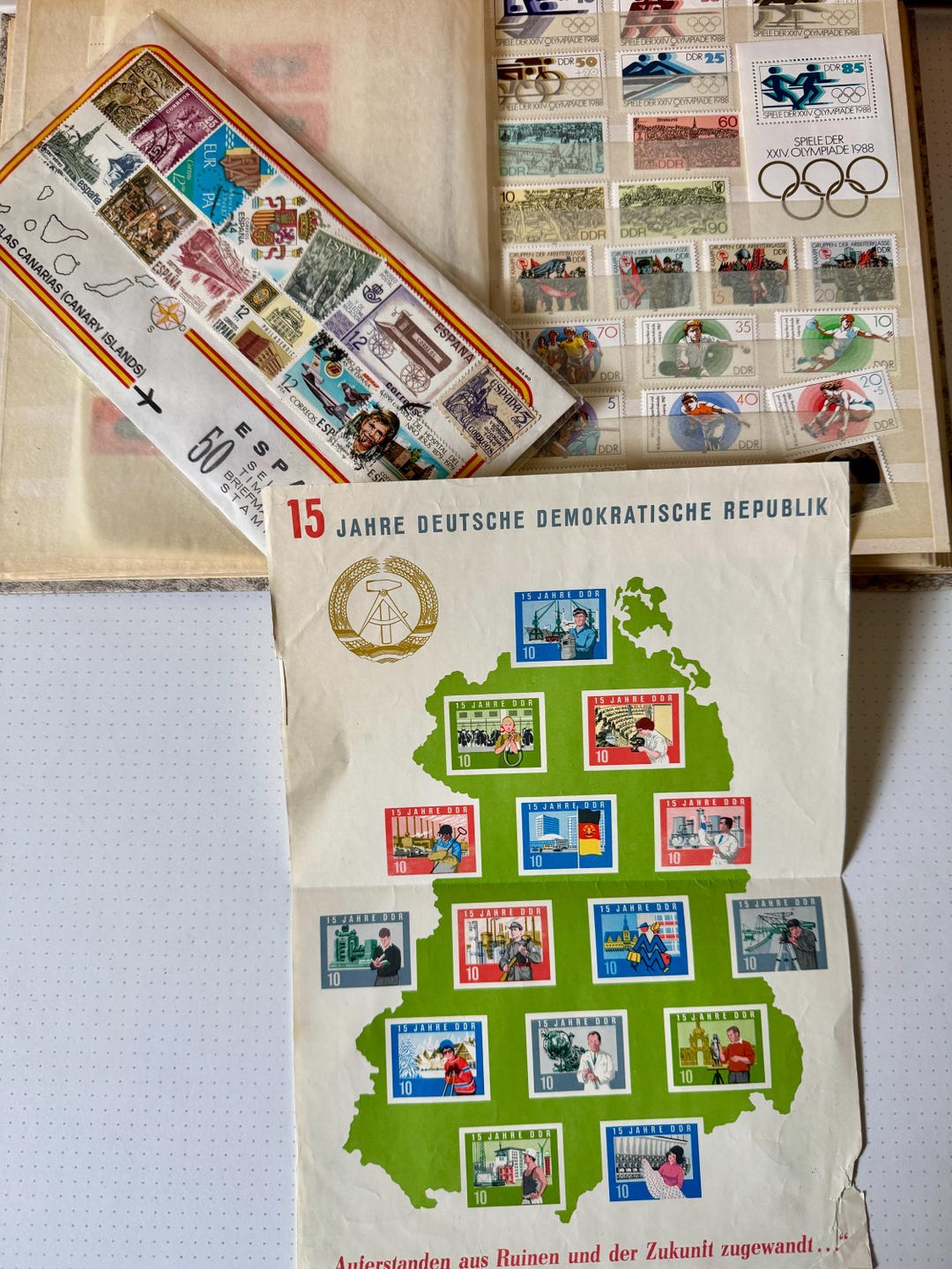国内 海外 古切手アルバム 1970～1990年代の東ドイツ、未使用切手ヴィンテージアルバム - Etsy 日本