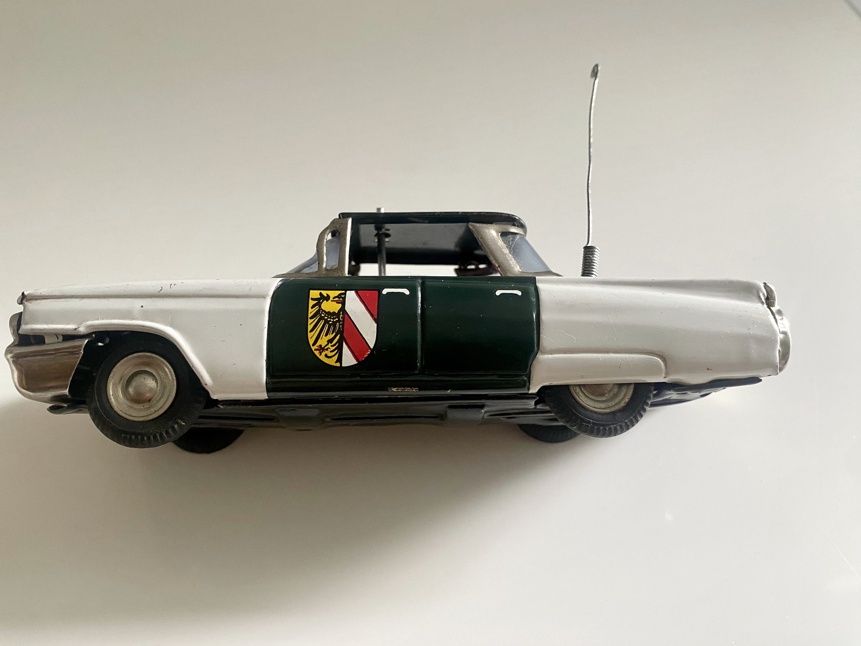 ヴィンテージ イチコ ブリキ製 ハイウェイパトロールカー：日本製