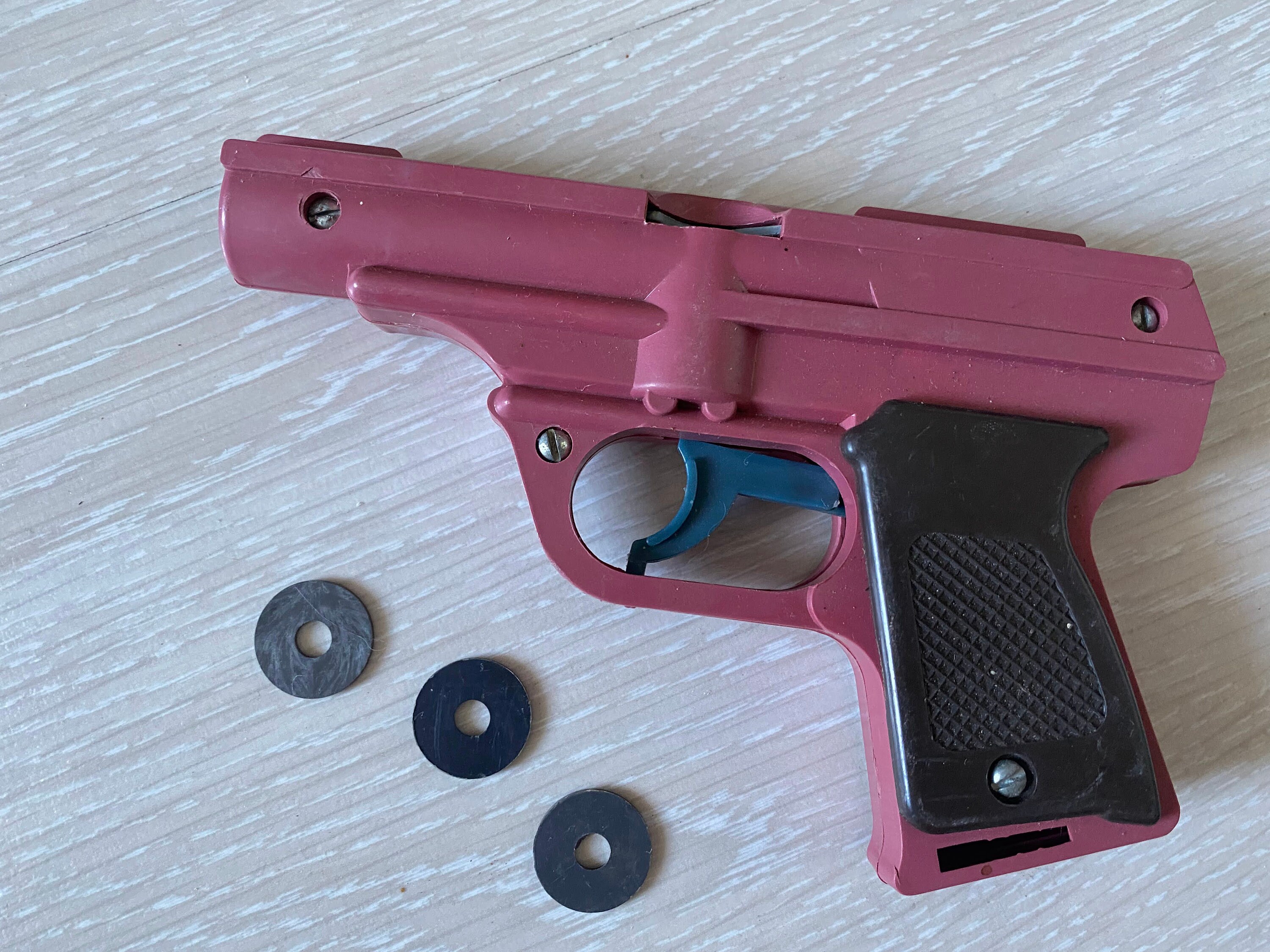 Toy Gun Shoots Mini Discs Vintage Toy Pistol Soviet Semi Etsy