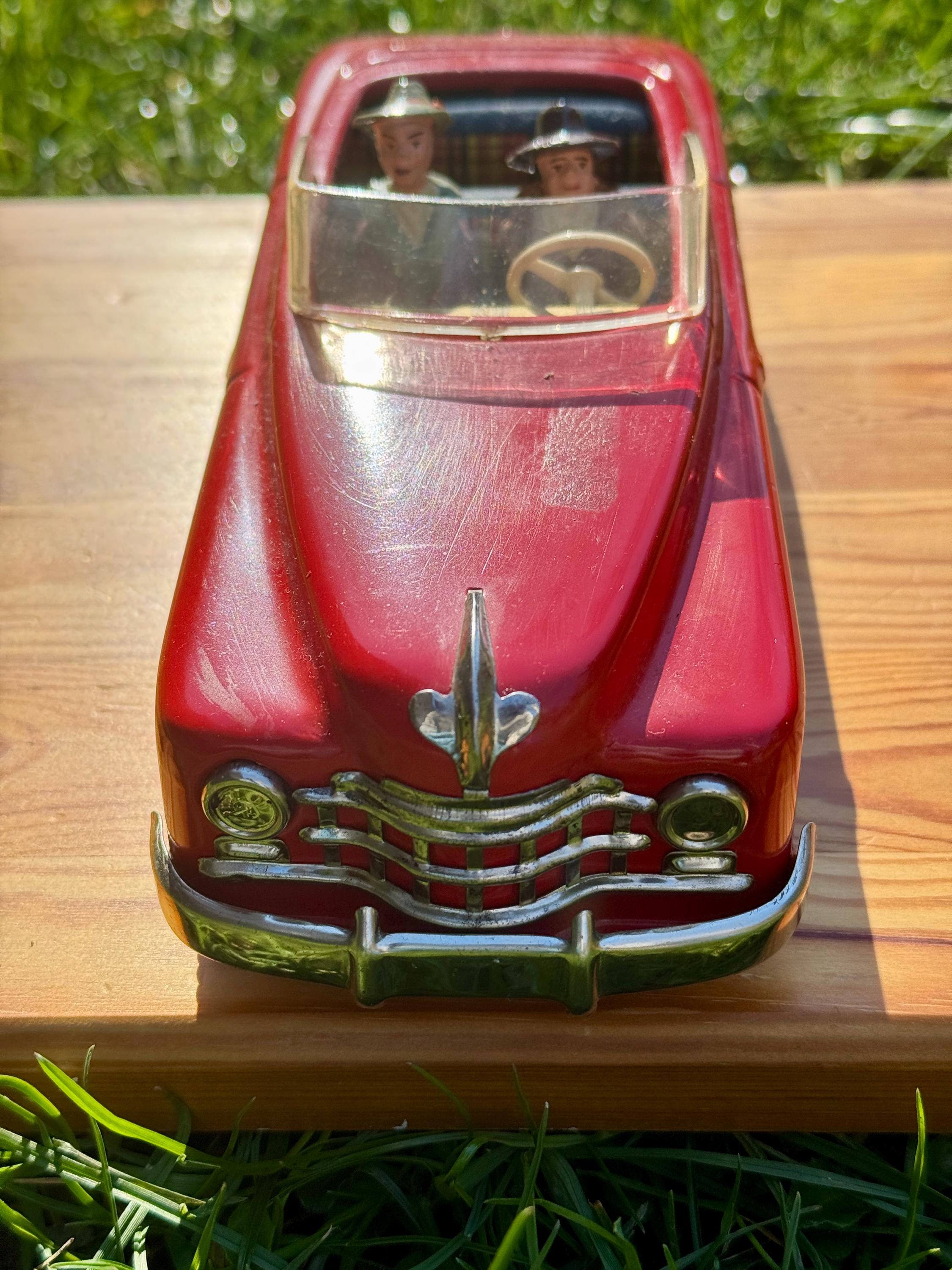 Arnold Cadillac Cabriolet 1949 - Jouet En Tôle Mécanique - Allemagne - 24 Cm
