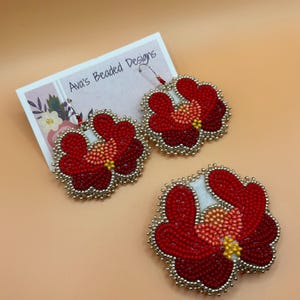 Beaded earrings and hair clip set image 1