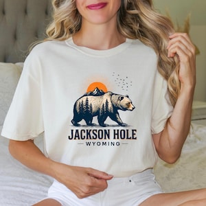 Jackson Hole Wyoming Shirt, National Park Tee, Grizzly Bear Mountain Graphic, Outdoor Adventure Western Travel T-Shirt, Wyoming Travel Gift