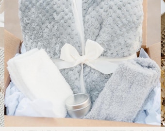 Personalized Cozy Blanket Gift Box: Soft Throw Blanket, Socks, Candle & Gift Note