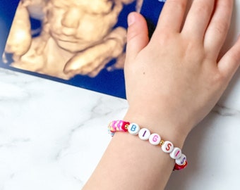 Colorful big sis bracelet, personalized sister bracelet, sibling pregnancy announcement, big sister bracelet for little girls, custom gift