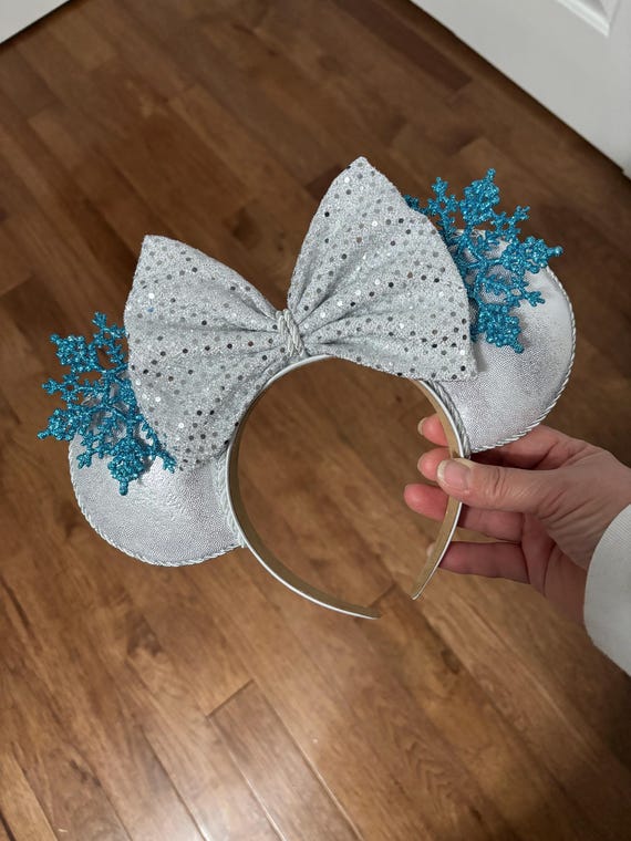 Silver Holiday Mickey Ears With Blue Snowflakes Frozen Ear  display picture 2