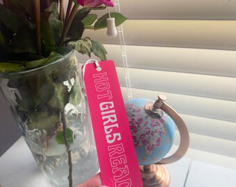 Hot Girls Read Bookmark | Metal Bookmark | Book Lover Gift