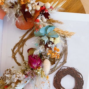 Summer Colourful Wreath, dried flower wreath, wall decoration, boho flowers dried, door wreath, autumn wreath, boho home decor , Desk decor image 2