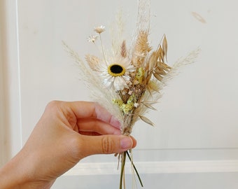 Daisy Mini Dried Flower Bouquet, Mini Bouquet, Dried Flowers, Dried Bouquet, Mini Floral Bouquet, Dried Flower Bouquets, Colorful Bouquets