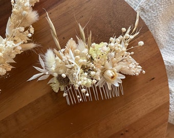 Iris Flower Comb Wedding, Dried flower Hair comb, rustic floral hair comb, white floral hair comb, elegant hair comb, bridal hair accesories