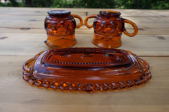 Vintage Kings Crown Thumb Print Amber Glass Dish with Handles Vintage Kings Crown Thumb Print Amber Glass Dish with Handles