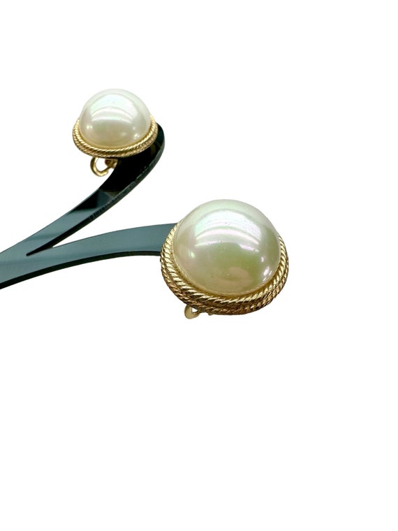 Vintage Castlecliff Gold Tone Faux Pearl Clip On … - image 7