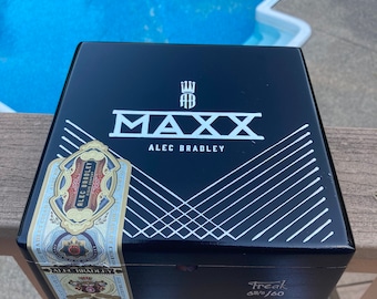 Alec Bradley MAXX Cigar Box