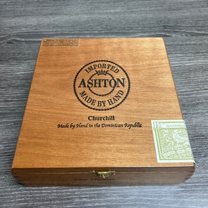 Ashton Churchill empty cigar box