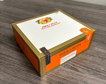 R&J 1875 Nicaragua Toro Empty Cigar Box