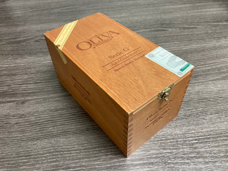 Oliva Serie G Empty Cigar Box image 1